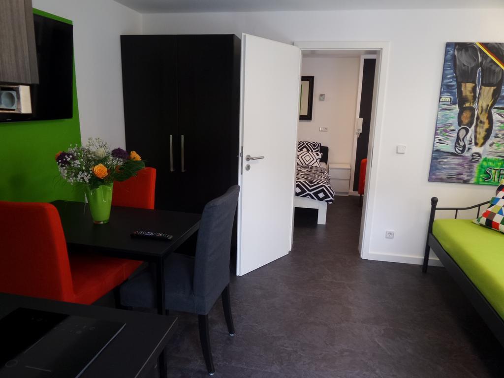 Apartment Rhein Main Hochheim am Main Exterior foto